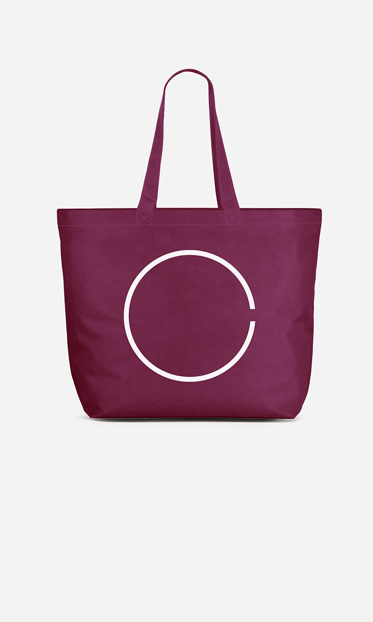 Yota XXL Tote Bag